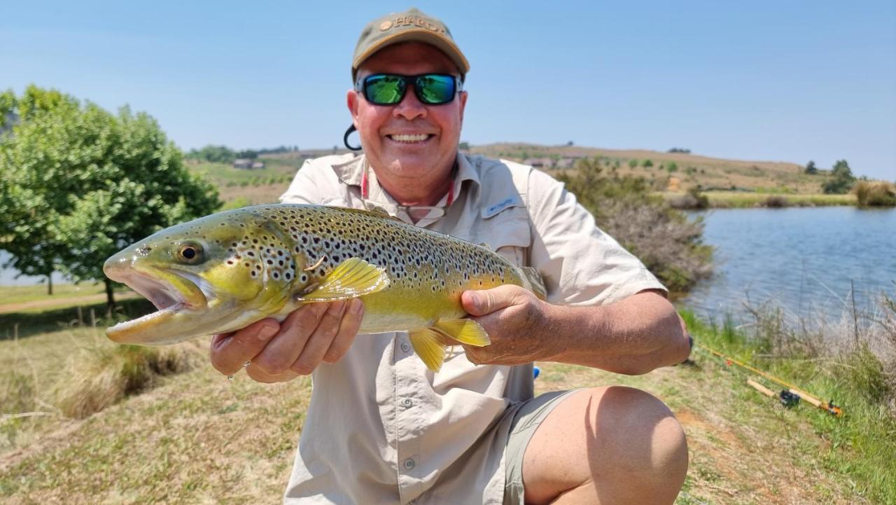 Walkersons Trout And Nature Haven Dullstroom Buitenkant foto