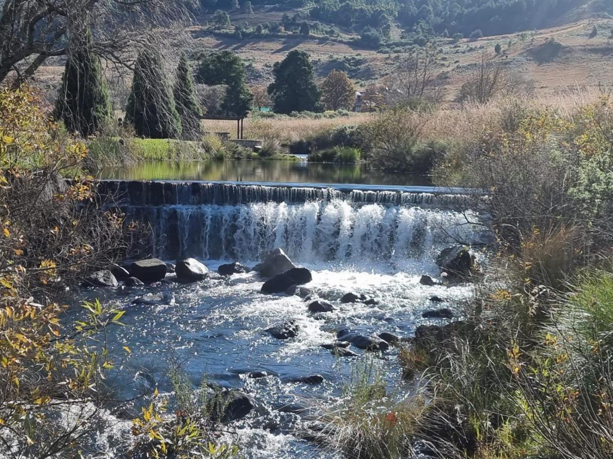 Walkersons Trout And Nature Haven Dullstroom Buitenkant foto